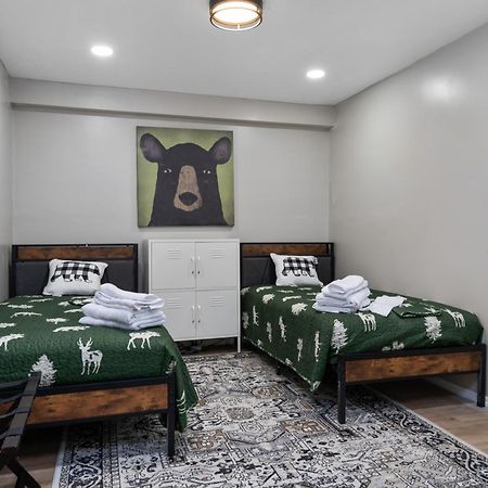 Spacious Cabin Near Hocking Hills And Caves With Hot Tub And Firepit Laurelville Eksteriør billede