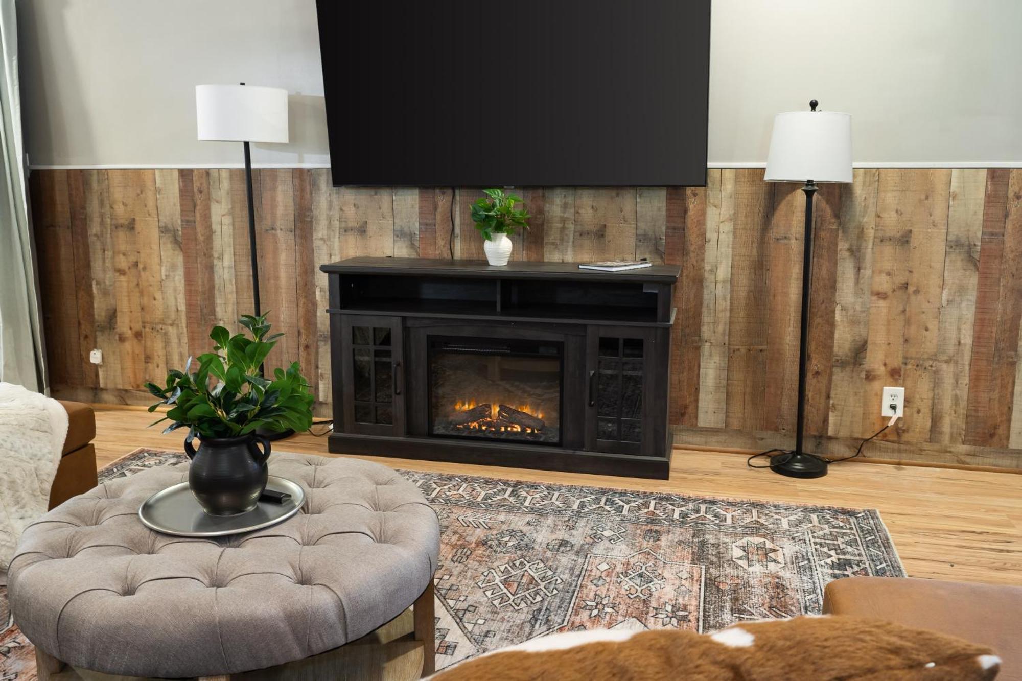 Spacious Cabin Near Hocking Hills And Caves With Hot Tub And Firepit Laurelville Eksteriør billede