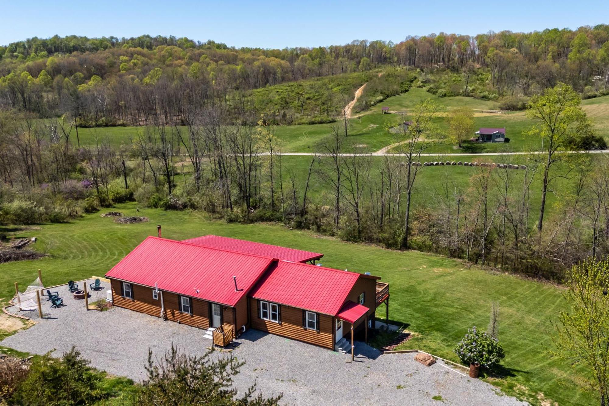 Spacious Cabin Near Hocking Hills And Caves With Hot Tub And Firepit Laurelville Eksteriør billede